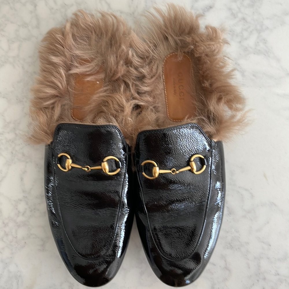 Gucci patent fur lined Princeton slip ons